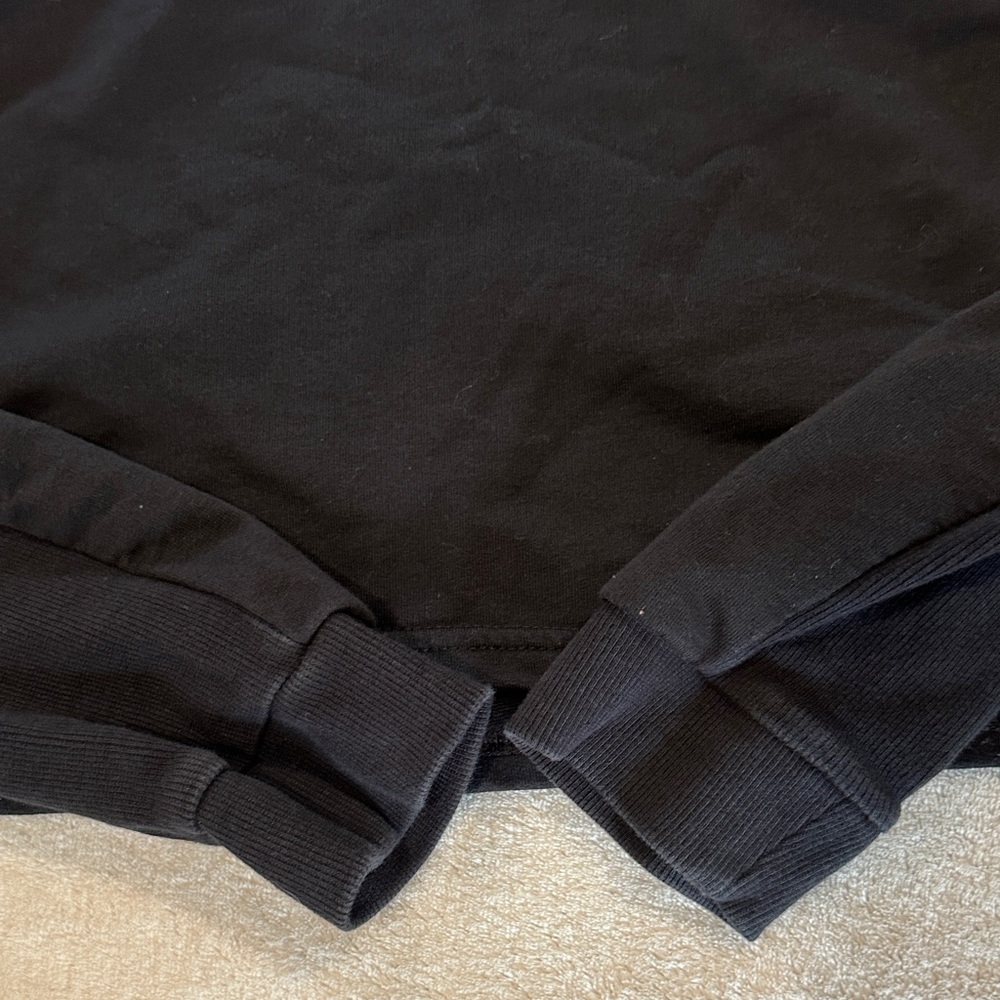Gymshark- Black Women's Crop Top size medium - Picture 4 of 6